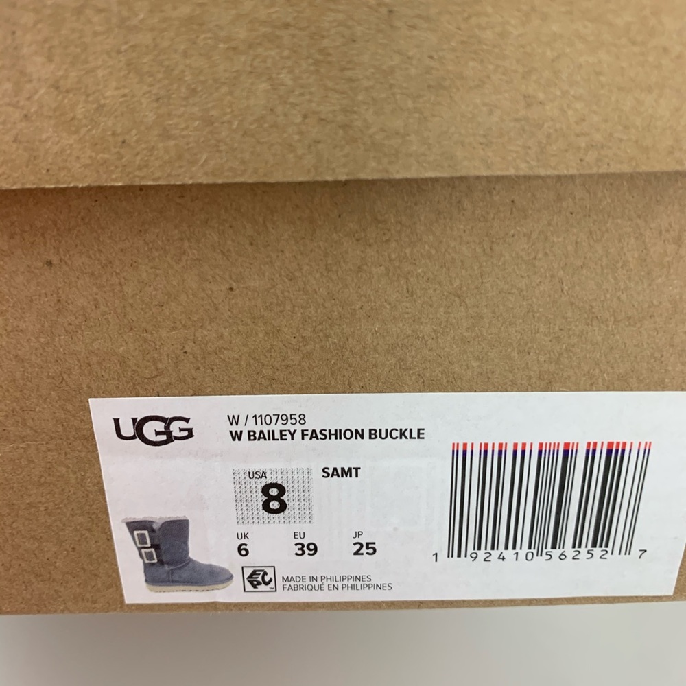 UGG BAILEY FASHION BUCKLE CLASSIC SHORTS B… - Picture 3 of 8